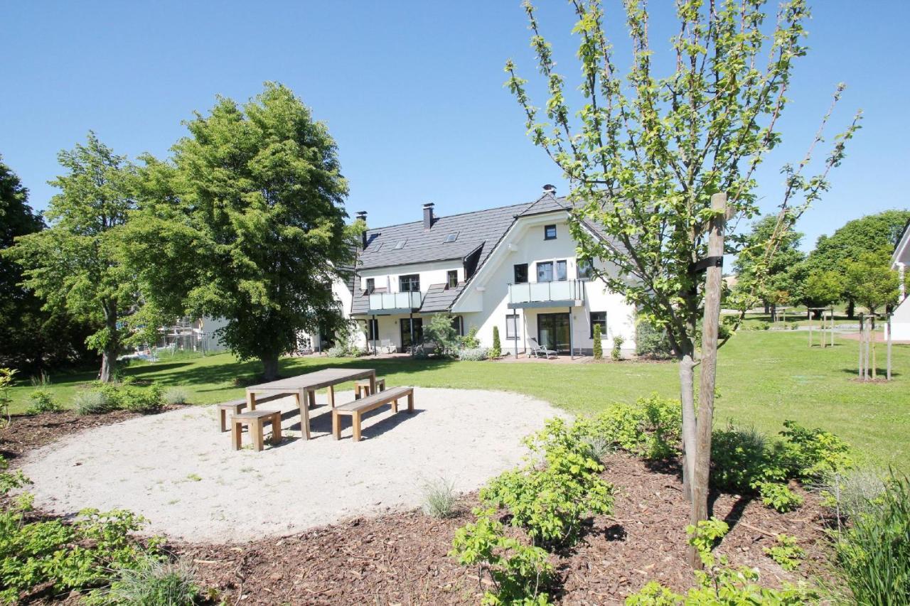 Strandresort Rex Rugia Haus 29 - FeWo 01, inklusive Sauna und Schwimmbadnutzung im AHOI Sellin Lobbe Exterior foto