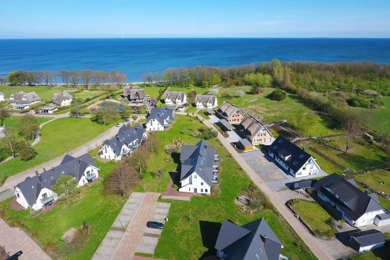 Strandresort Rex Rugia Haus 29 - FeWo 01, inklusive Sauna und Schwimmbadnutzung im AHOI Sellin Lobbe Exterior foto